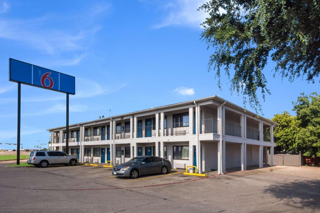 Motel 6 Irving - Loop 12 Kültér fotó