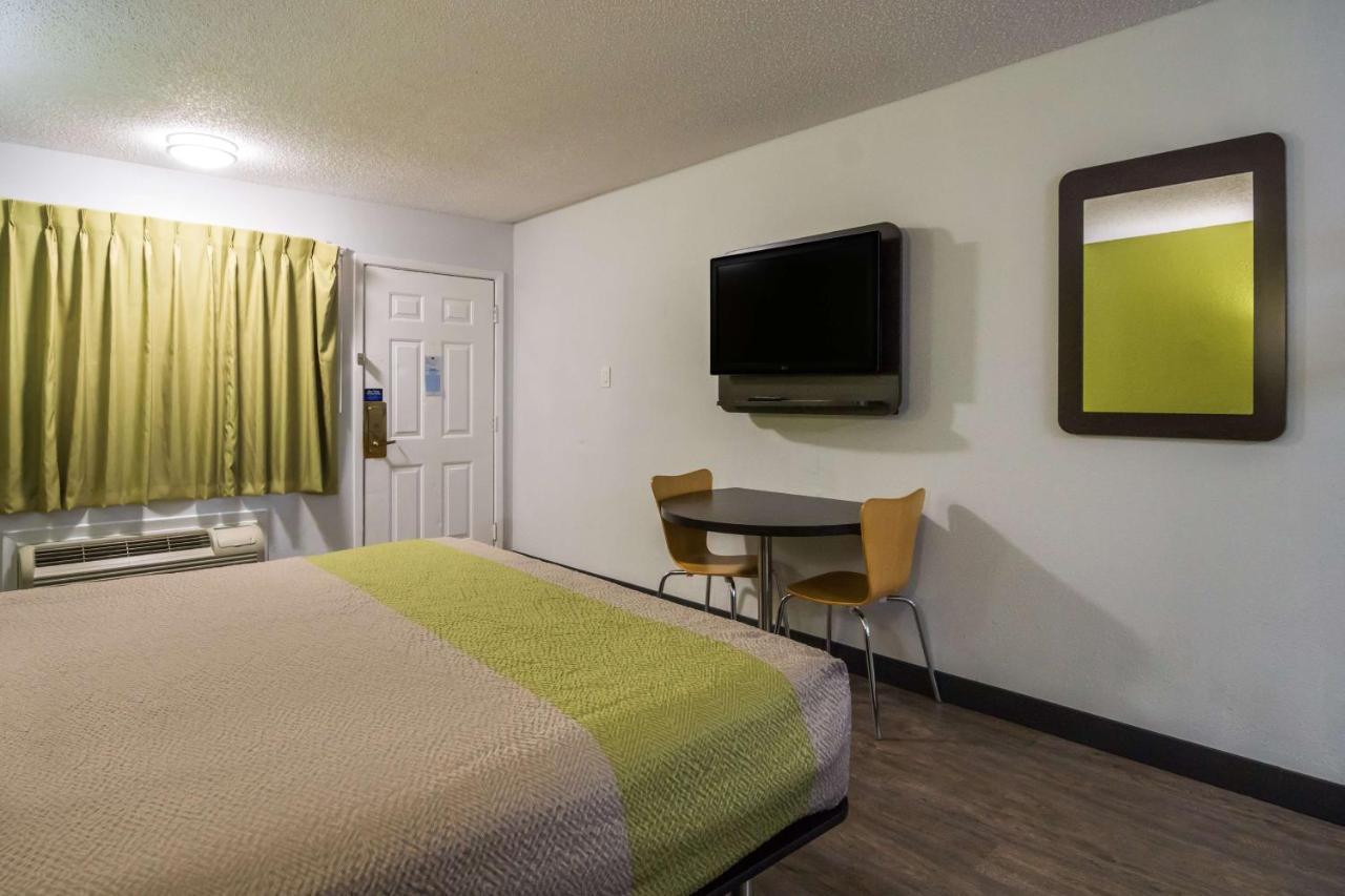 Motel 6 Irving - Loop 12 Kültér fotó