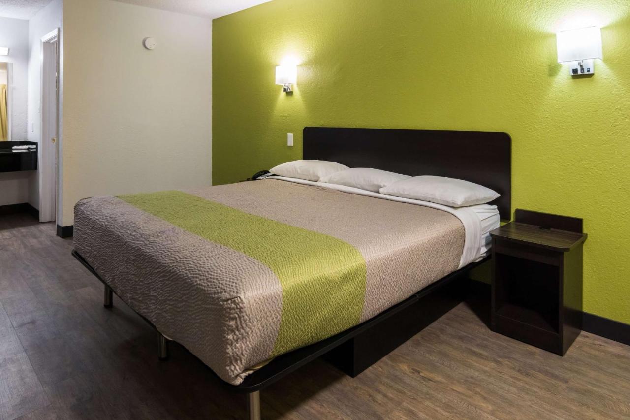 Motel 6 Irving - Loop 12 Kültér fotó