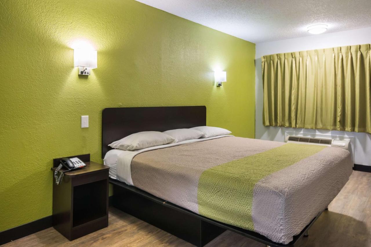 Motel 6 Irving - Loop 12 Kültér fotó
