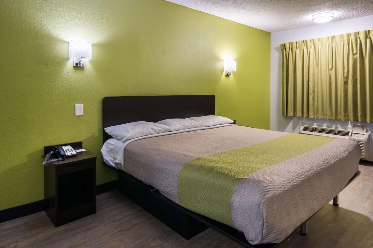 Motel 6 Irving - Loop 12 Kültér fotó